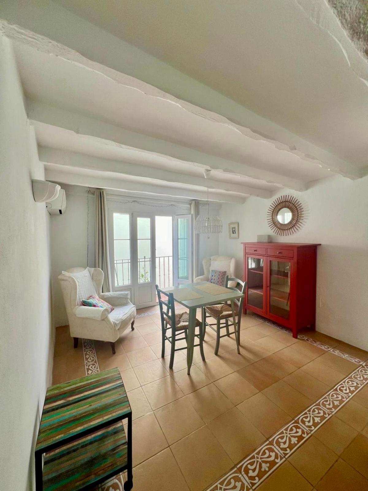 Villa Old Town House With Terrace à Marbellac Extérieur photo